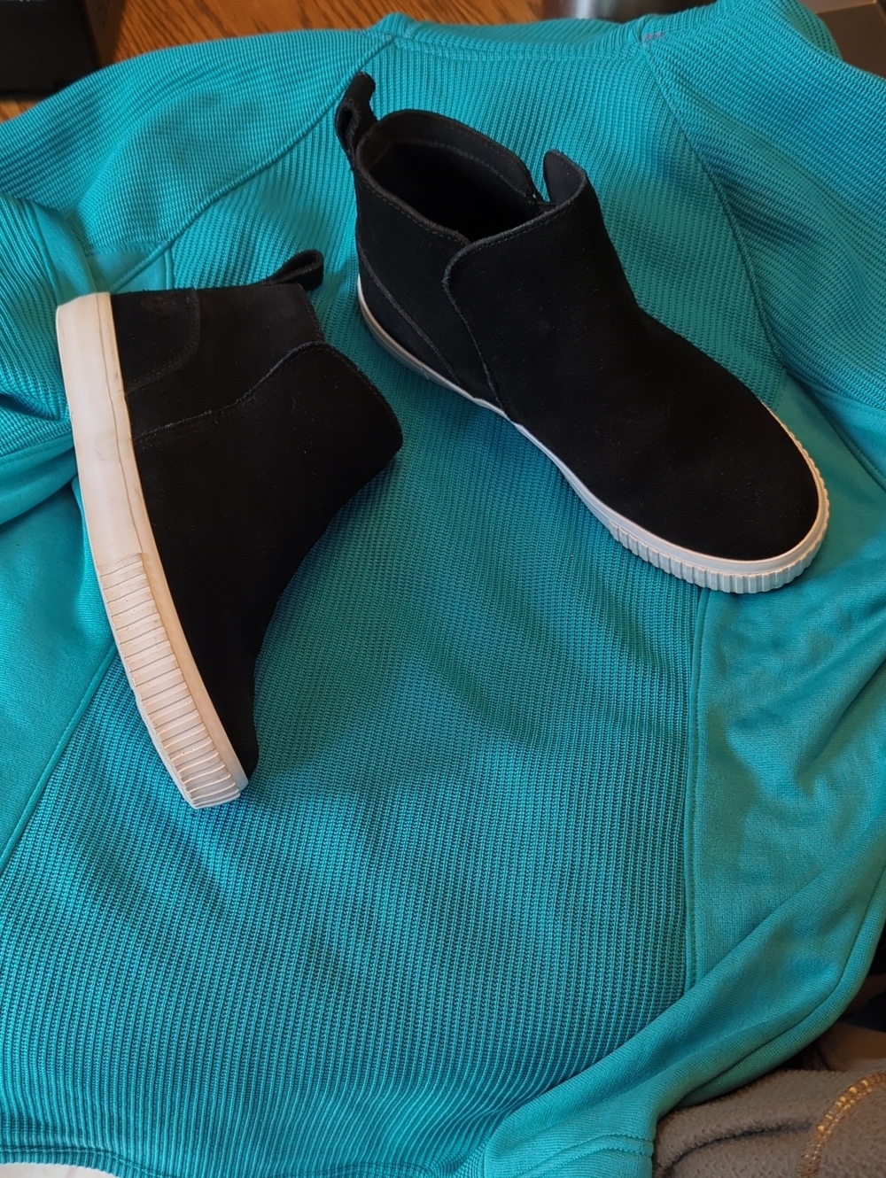 🥾🌹⚫Women's Black seude leatherTimberland Slip-On High-Top Sneakers size 7🥾🌹⚫